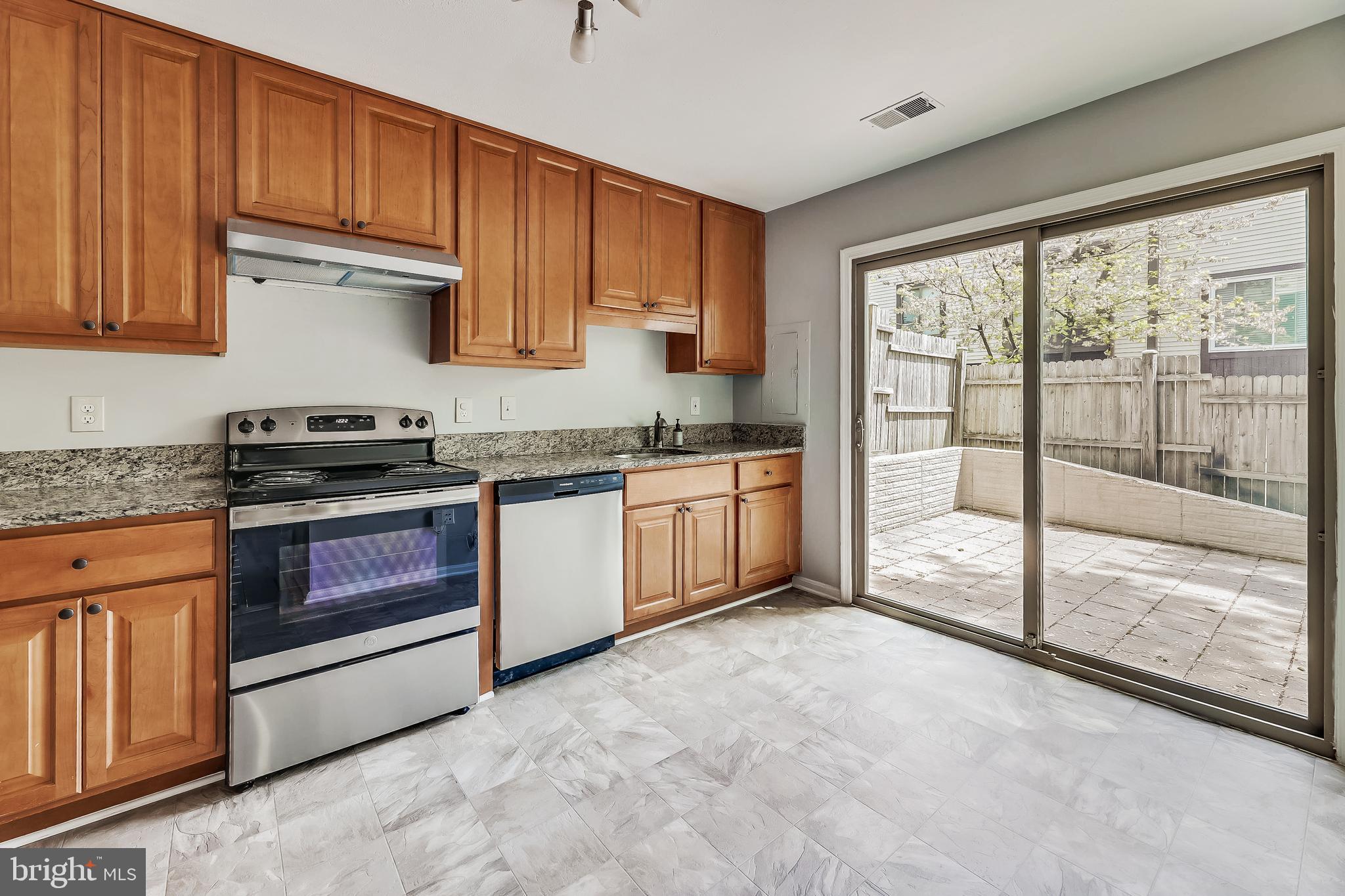 7206 Split Rail Lane Laurel, MD 20707 - Photo 13 of 37 new kitchen