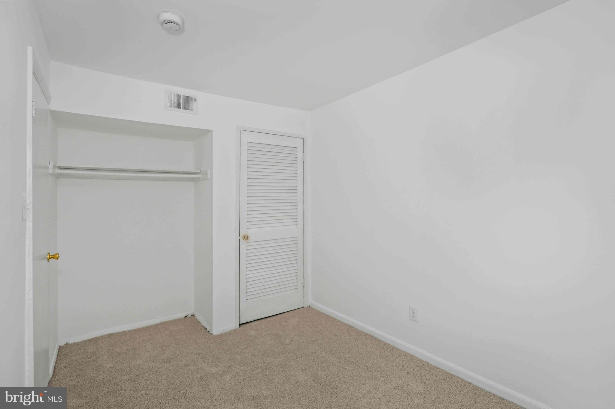 106 Duvall Lane, Unit 43 Gaithersburg, MD 20877 - Photo 21 of 38 a view of an empty room