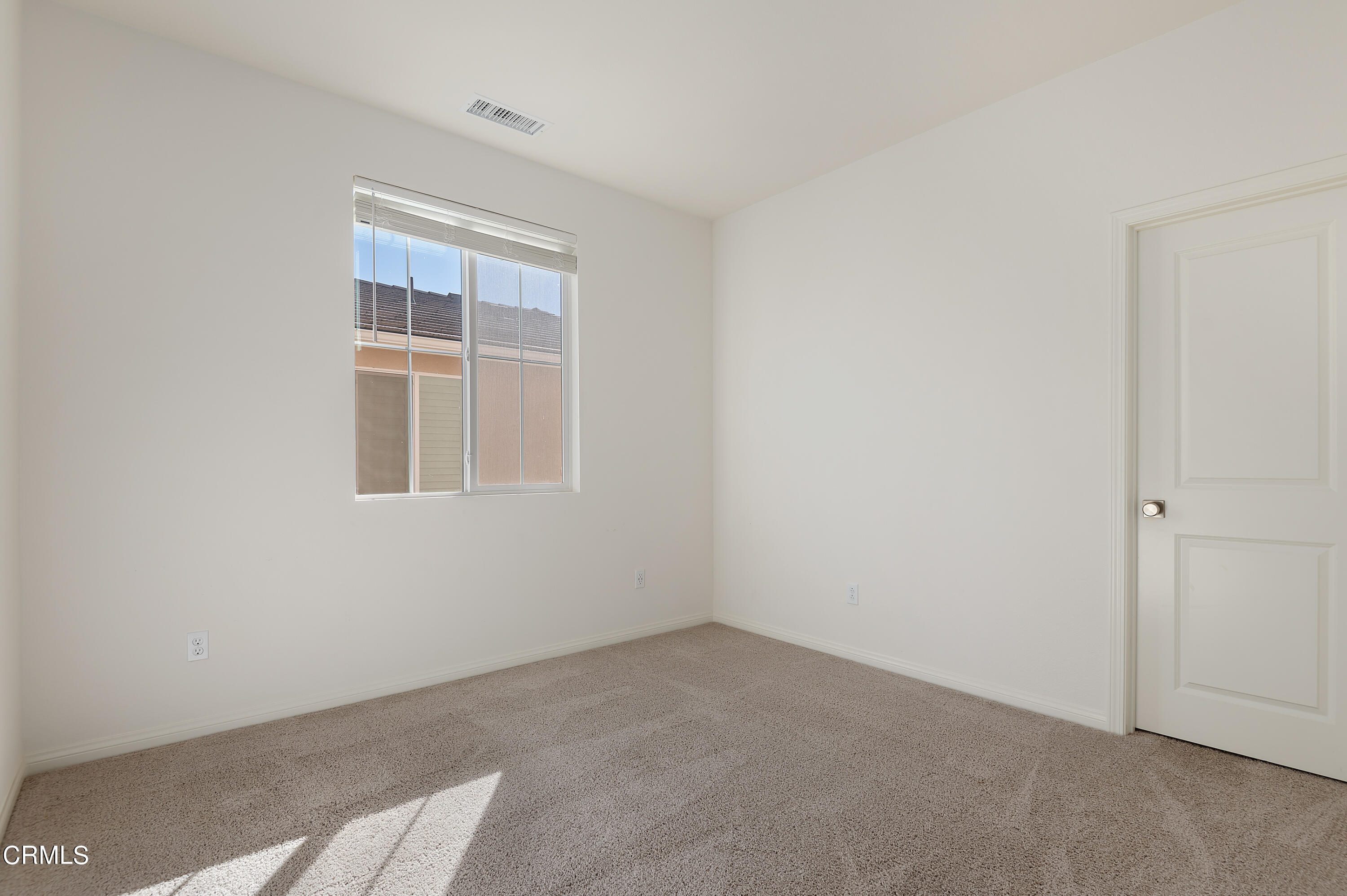 438 Lisbon Place Santa Paula, CA 93060 - Photo 23 of 24 a view of empty room with windows