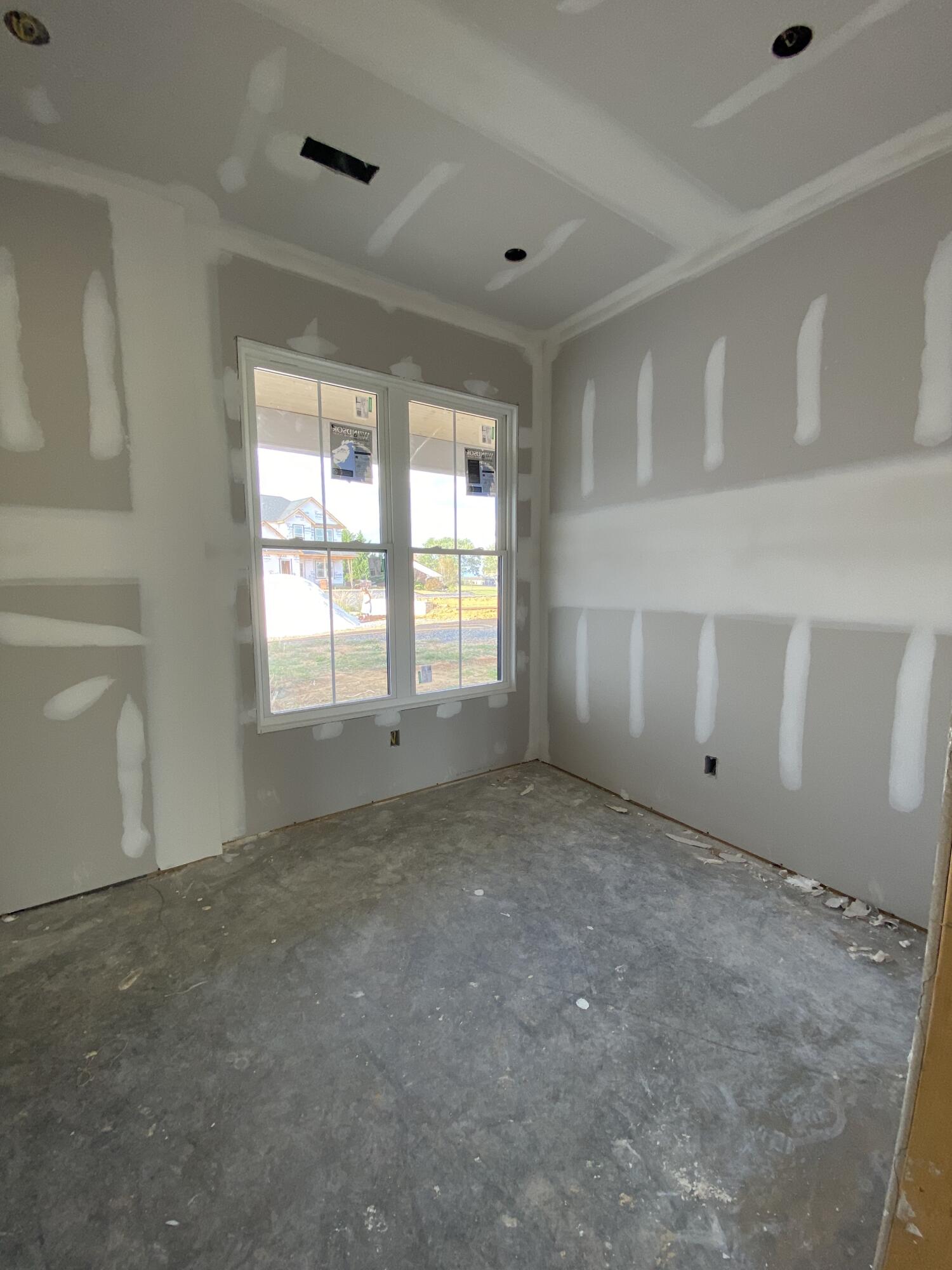 253 Hillendale Lane Gray, TN 37615 - Photo 7 of 19 IMG_3690