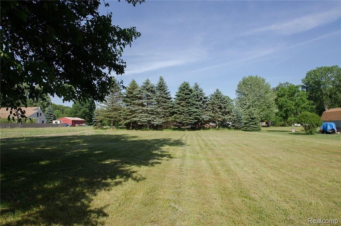 14015 Haggerty Road Belleville, MI 48111 - Photo 34 of 34 8_1.jpg