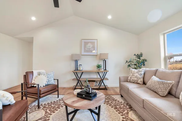 $365,000 | 708 West Clark Street, Paul, ID 83347