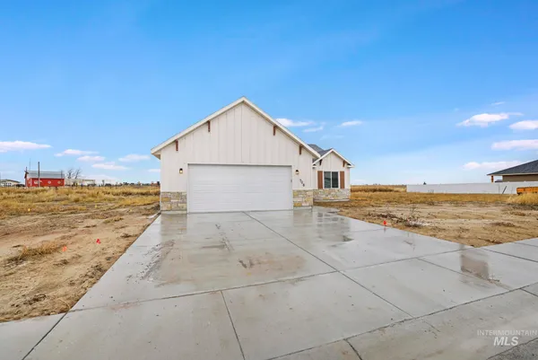 $365,000 | 708 West Clark Street, Paul, ID 83347