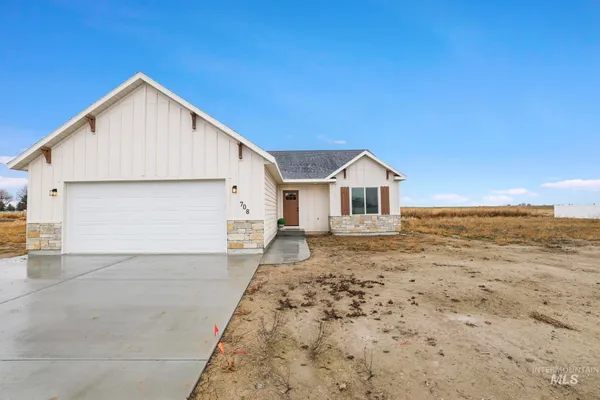 $365,000 | 708 West Clark Street, Paul, ID 83347