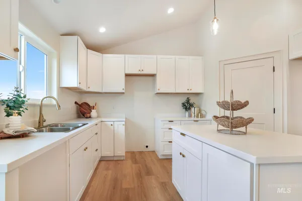 $365,000 | 708 West Clark Street, Paul, ID 83347