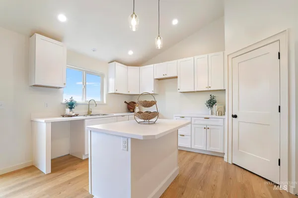 $365,000 | 708 West Clark Street, Paul, ID 83347