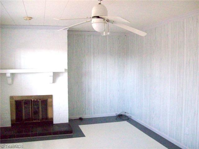 2970 St Marks Road Southwest, Unit D Winston-Salem, NC 27103 - Photo 10 of 14 Den/Family/Great Room.