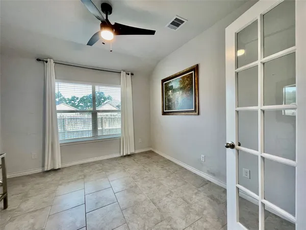 $2,650 | 1916 Thorndyke Lane, Bryan, TX 77807