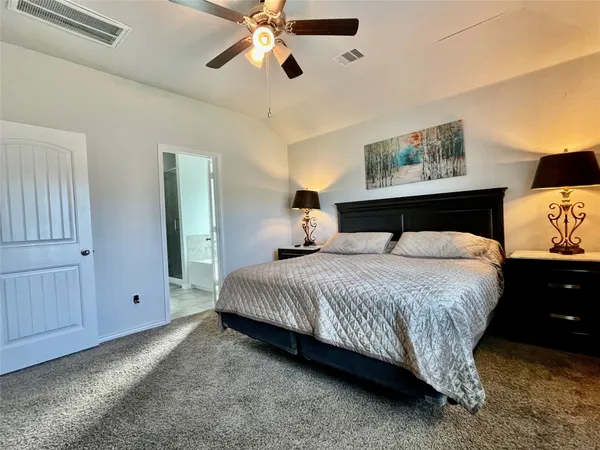 $2,650 | 1916 Thorndyke Lane, Bryan, TX 77807