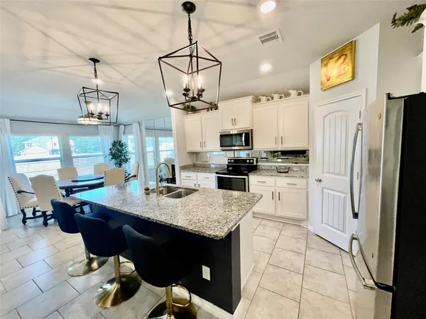 $2,650 | 1916 Thorndyke Lane, Bryan, TX 77807