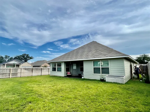 $2,650 | 1916 Thorndyke Lane, Bryan, TX 77807