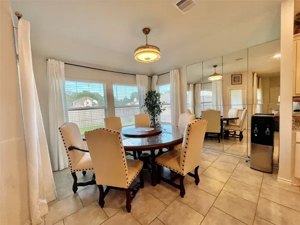 $2,650 | 1916 Thorndyke Lane, Bryan, TX 77807