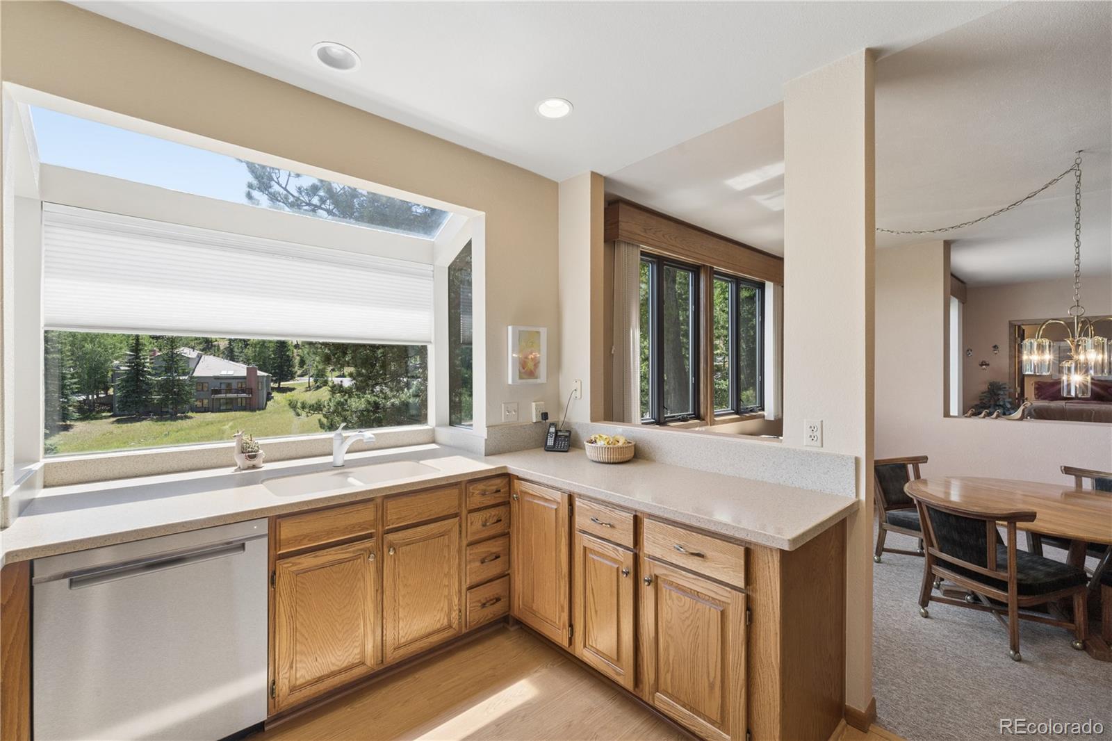 752 Ridgeside Drive Golden, CO 80401 - Photo 9 of 42