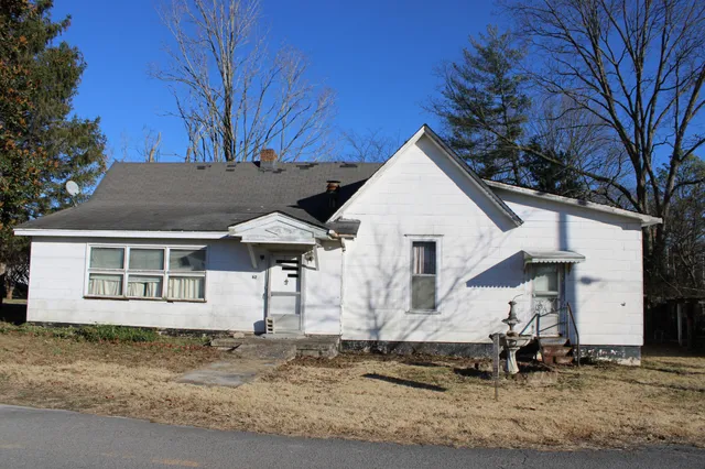 $125,000 | 62 High Street, Viola, TN 37357