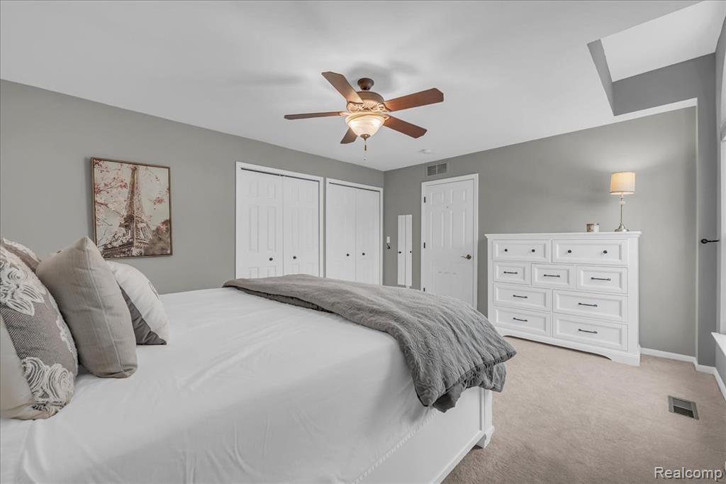 3695 Oakmonte Boulevard Rochester, MI 48306 - Photo 11 of 15