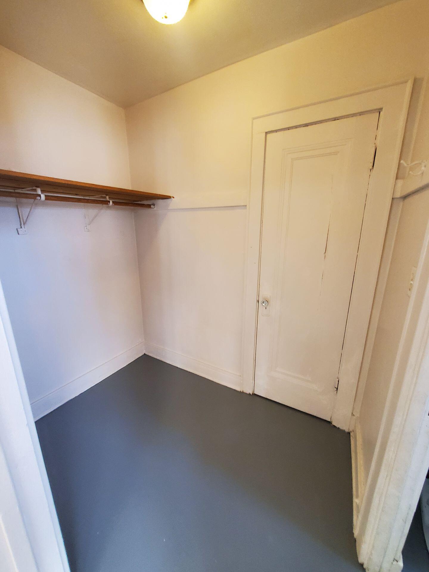 614 6th Street Racine, WI 53403 - Photo 62 of 63 Unit 4 614 6th St 8