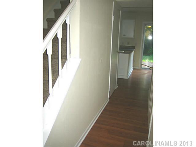 6628 Saddle Point Road Charlotte, NC 28212 - Photo 4 of 14 Gallery Image 4
