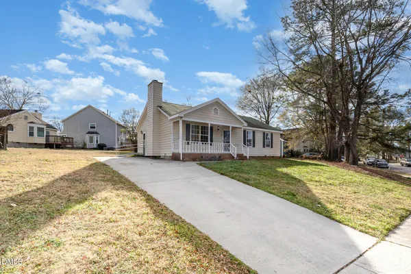 $307,500 | 2108 Carthage Circle, Raleigh, NC 27604