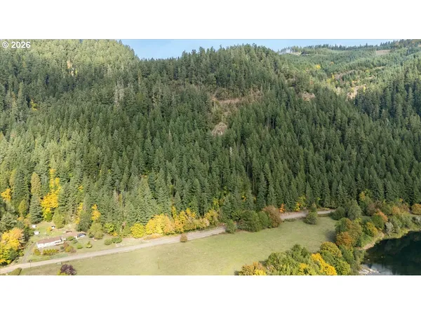 $1,100,000 | 2277 Cougar Creek Road, Oakland, OR 97462