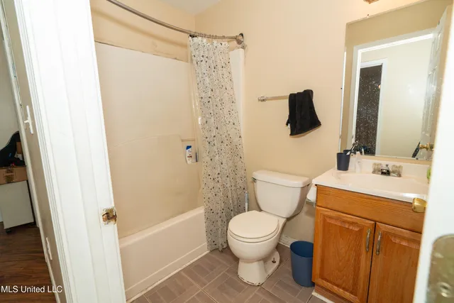 $243,500 | 20029 Sunshine Drive, Long Beach, MS 39560