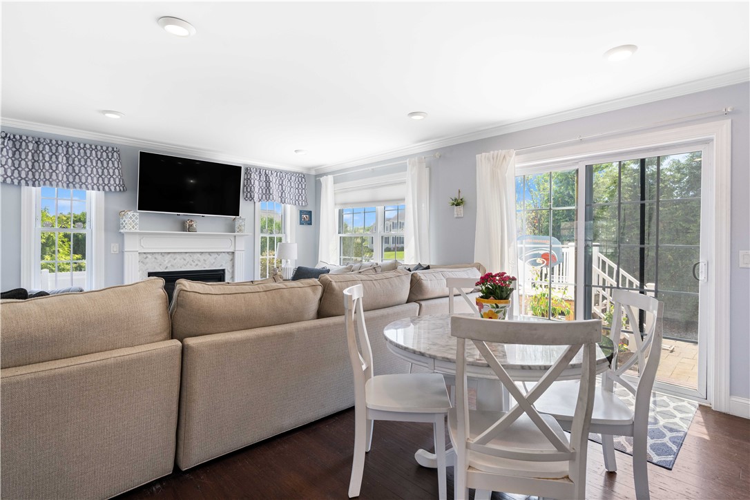 55 Sloop Drive Portsmouth, RI 02871 - Photo 8 of 30
