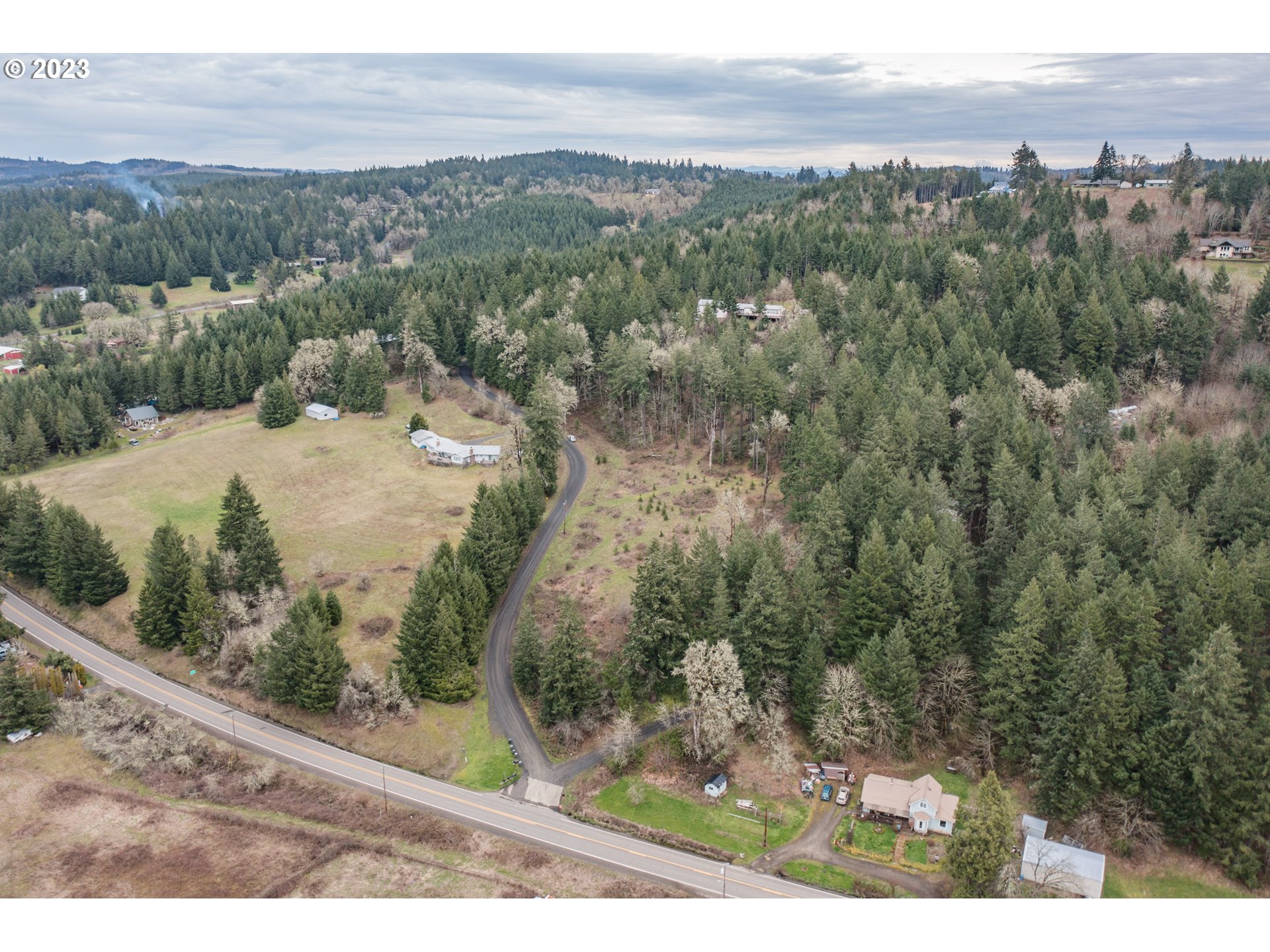 5891 Kings Ridge Road, Unit 1 Dallas, OR 97338 - Photo 9 of 48