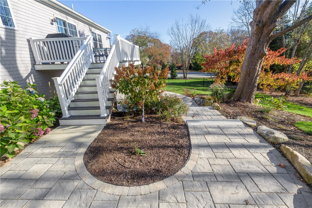 155 Stoneway Road South Kingstown, RI 02879 - Photo 21 of 22