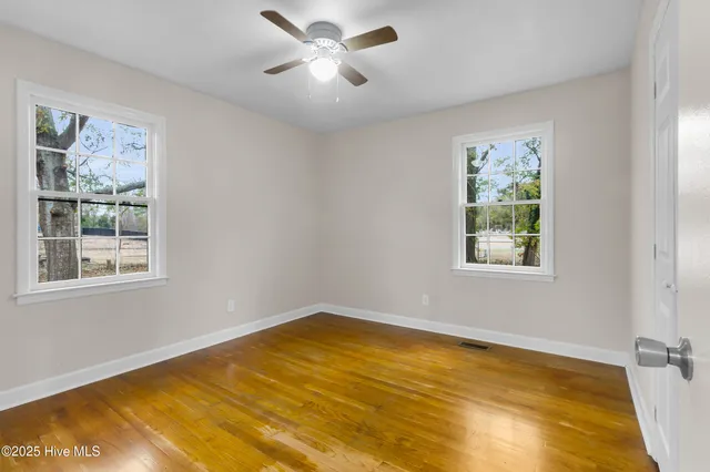 $1,430 | 1508 Beaufort Street, New Bern, NC 28560