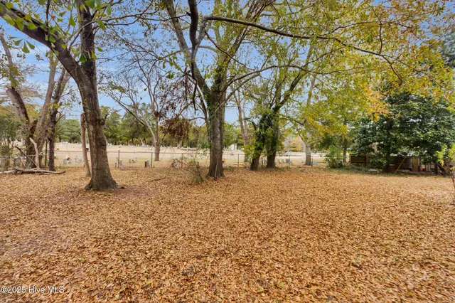 $1,430 | 1508 Beaufort Street, New Bern, NC 28560