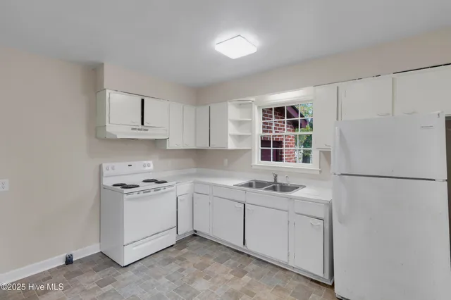 $1,430 | 1508 Beaufort Street, New Bern, NC 28560