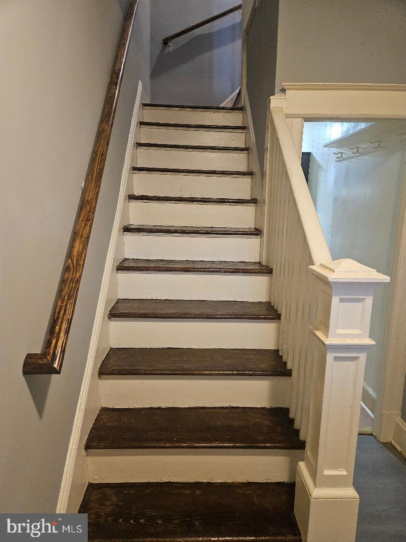 825 Delafield Place Northwest Washington, DC 20011 - Photo 12 of 25 a view of entryway