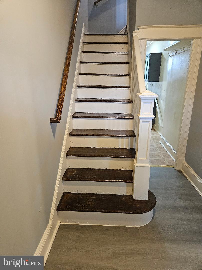 825 Delafield Place Northwest Washington, DC 20011 - Photo 14 of 25 a view of entryway