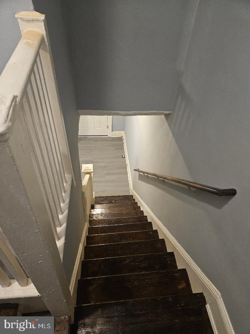 825 Delafield Place Northwest Washington, DC 20011 - Photo 5 of 25 a view of entryway