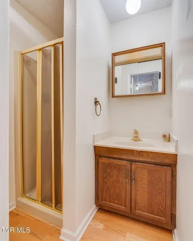 $499,999 | 557 Valley Avenue, Erwin, TN 37650