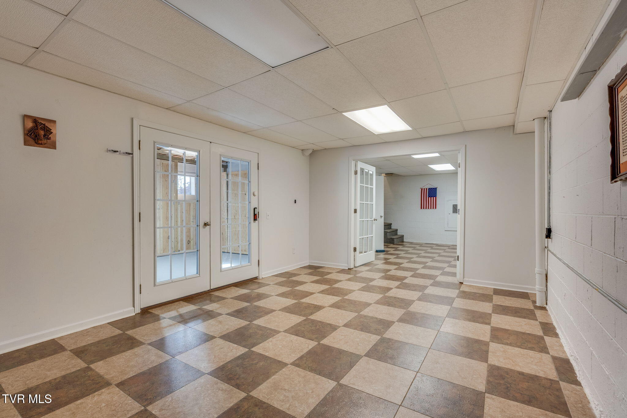 557 Valley Avenue Erwin, TN 37650 - Photo 38 of 63 034