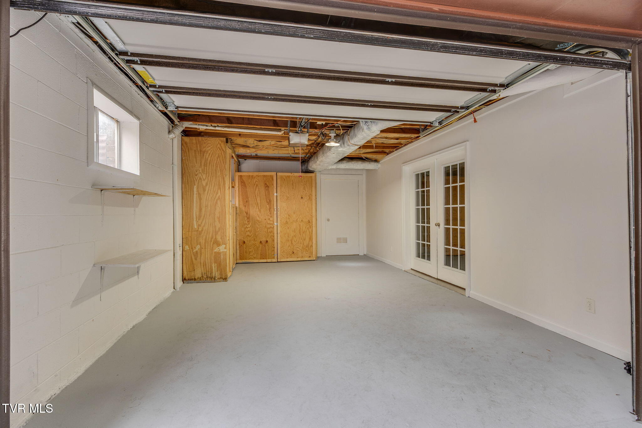 557 Valley Avenue Erwin, TN 37650 - Photo 42 of 66 035