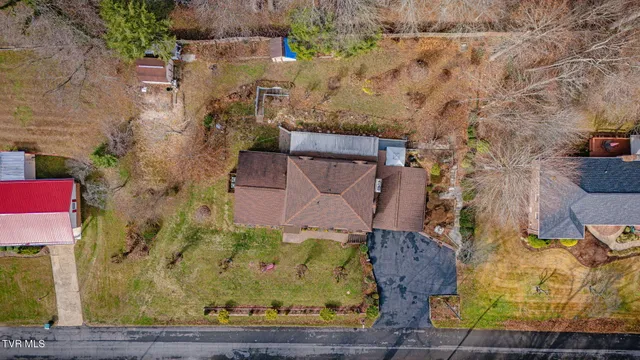 $499,999 | 557 Valley Avenue, Erwin, TN 37650