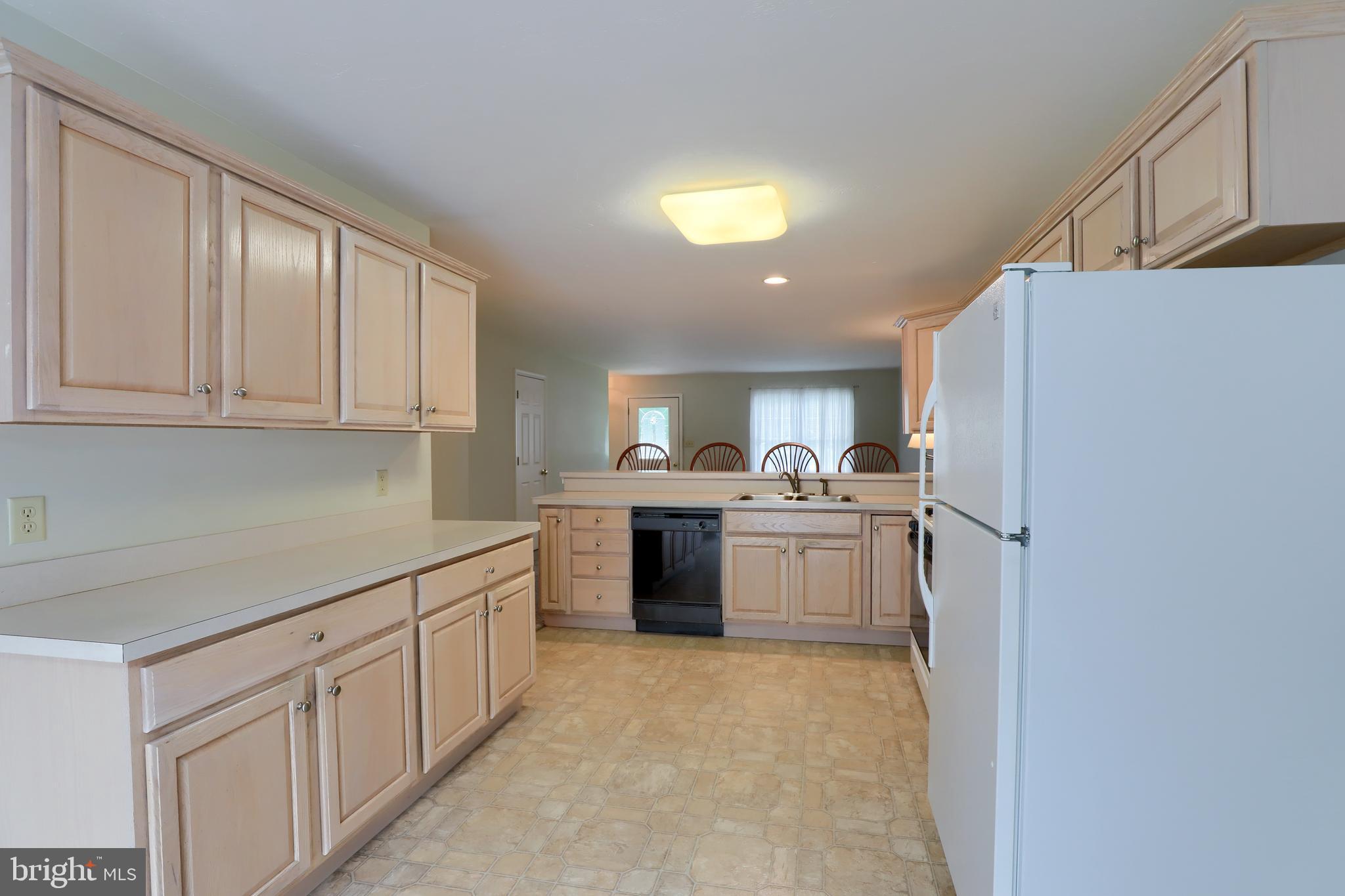 2311 Daisy Road York, PA 17402 - Photo 12 of 44