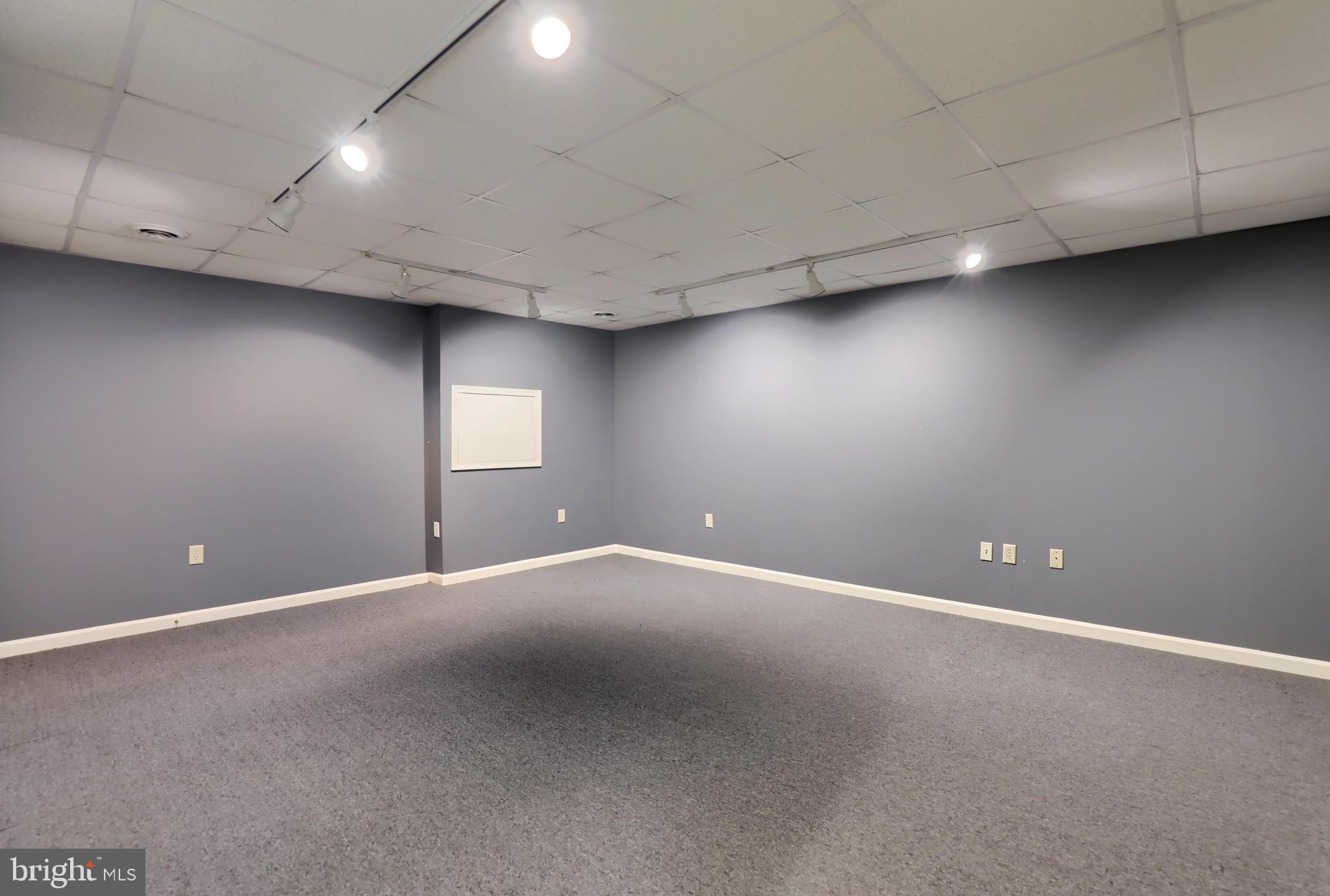 2311 Daisy Road York, PA 17402 - Photo 31 of 44