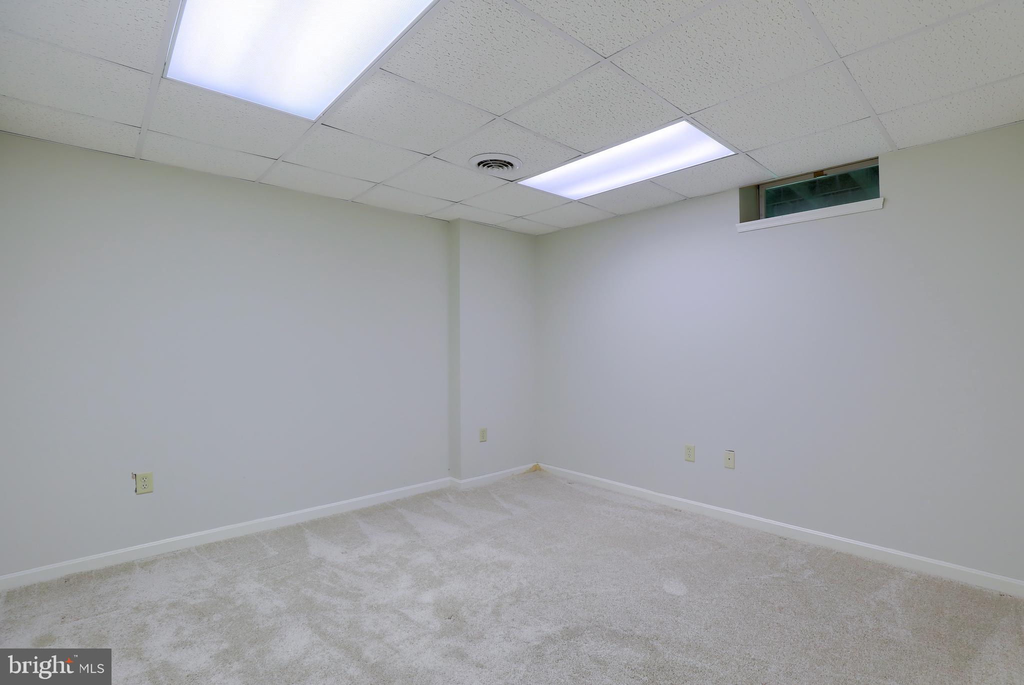 2311 Daisy Road York, PA 17402 - Photo 33 of 44