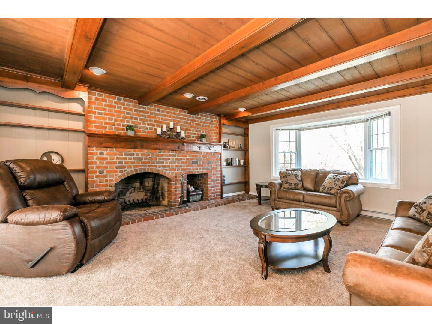 754 Scholl Road Pottstown, PA 19465 - Photo 14 of 25 Family Room