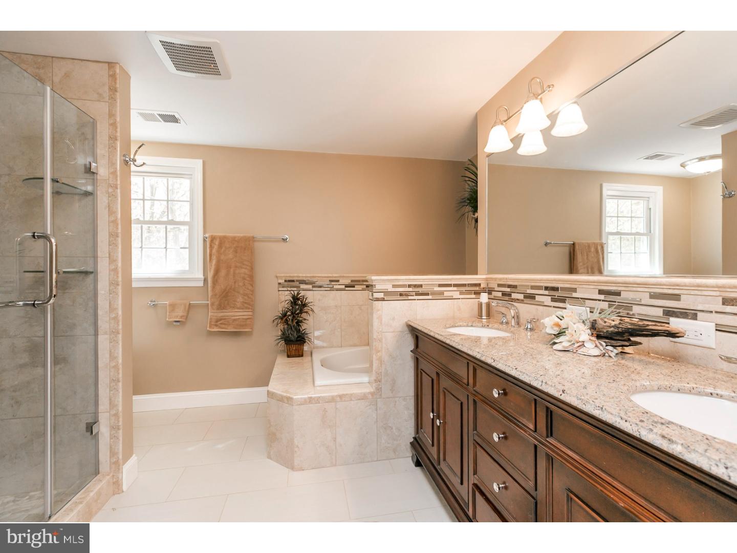 754 Scholl Road Pottstown, PA 19465 - Photo 17 of 25 Master Bathroom