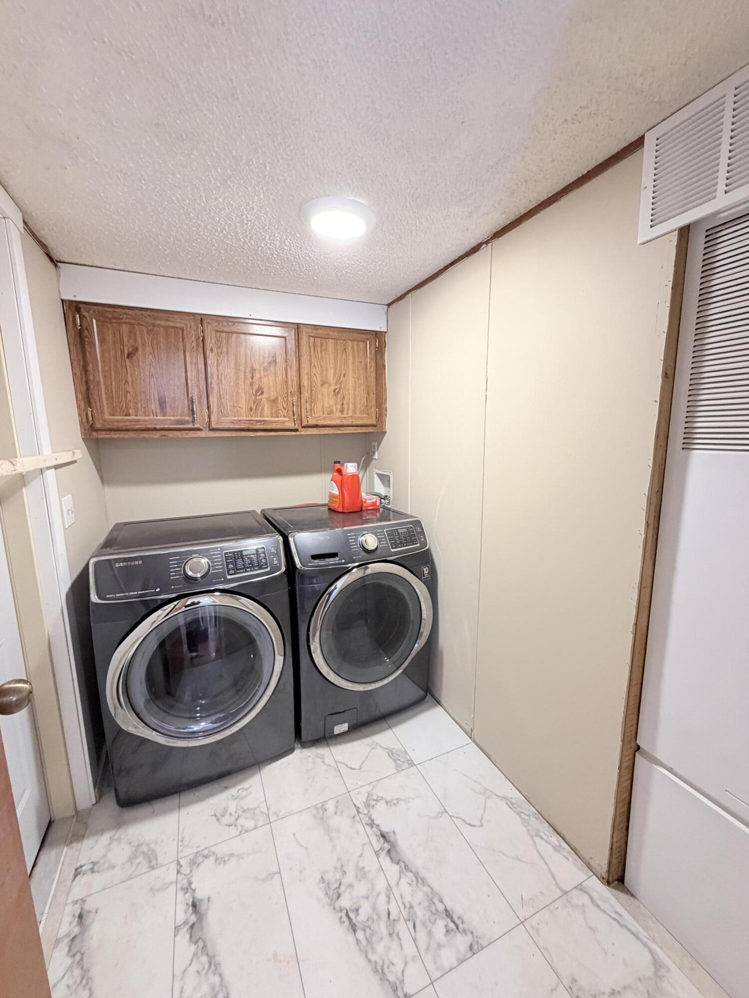 15734 Hall Road Bailey, MI 49303 - Photo 18 of 25 Laundry/back entry