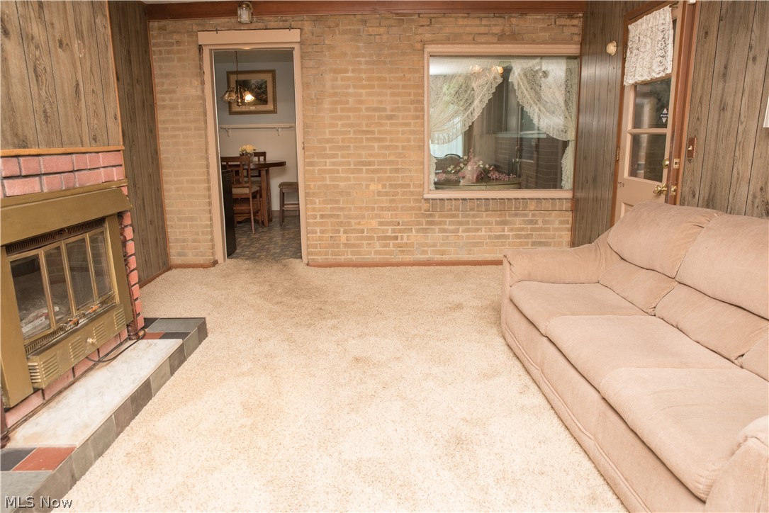 12985 Huffman Road Cleveland, OH 44130 - Photo 12 of 35 Gallery Image 12