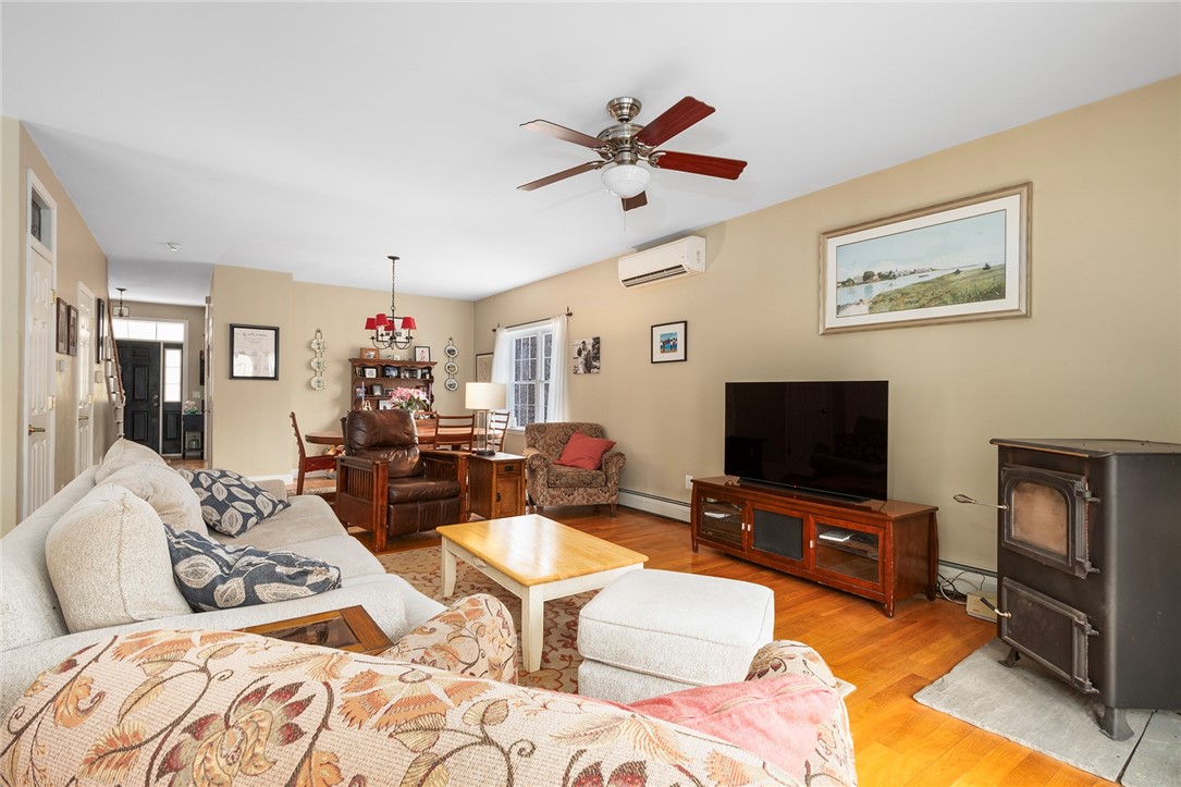 750 Gibson Hill Road Coventry, RI 02827 - Photo 11 of 48