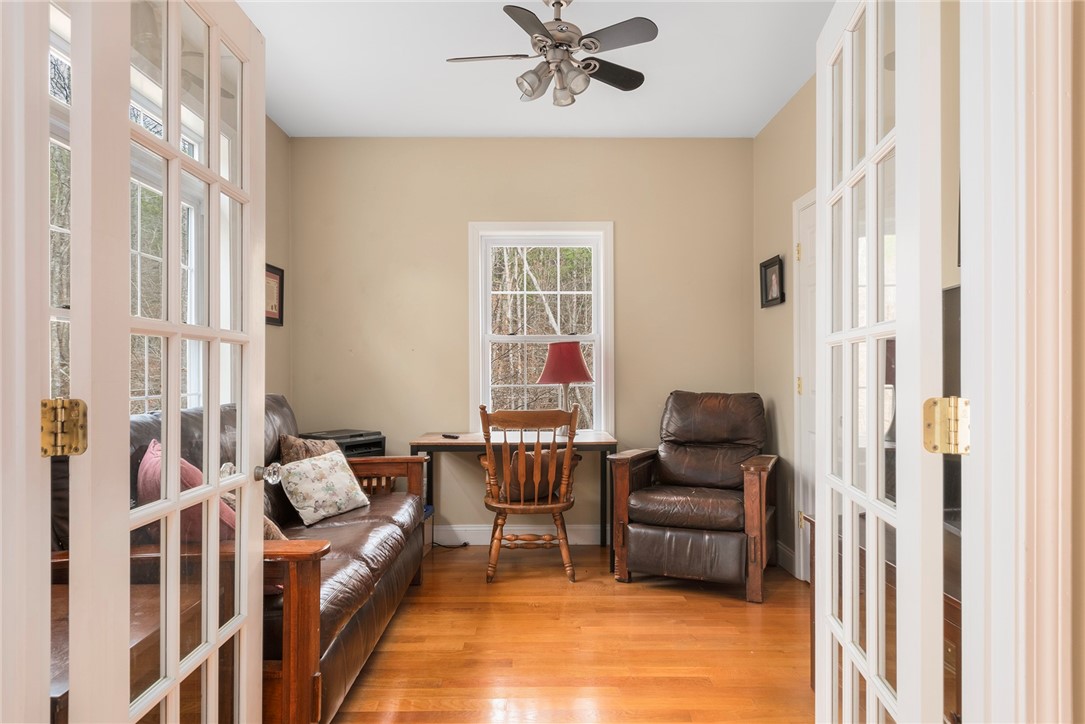 750 Gibson Hill Road Coventry, RI 02827 - Photo 13 of 48