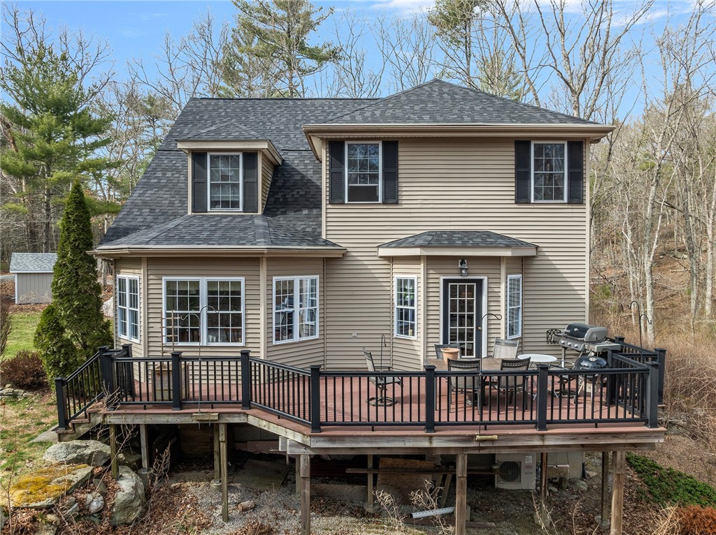 750 Gibson Hill Road Coventry, RI 02827 - Photo 4 of 48