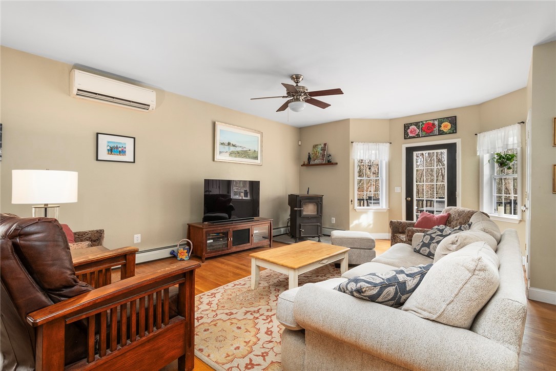 750 Gibson Hill Road Coventry, RI 02827 - Photo 10 of 48