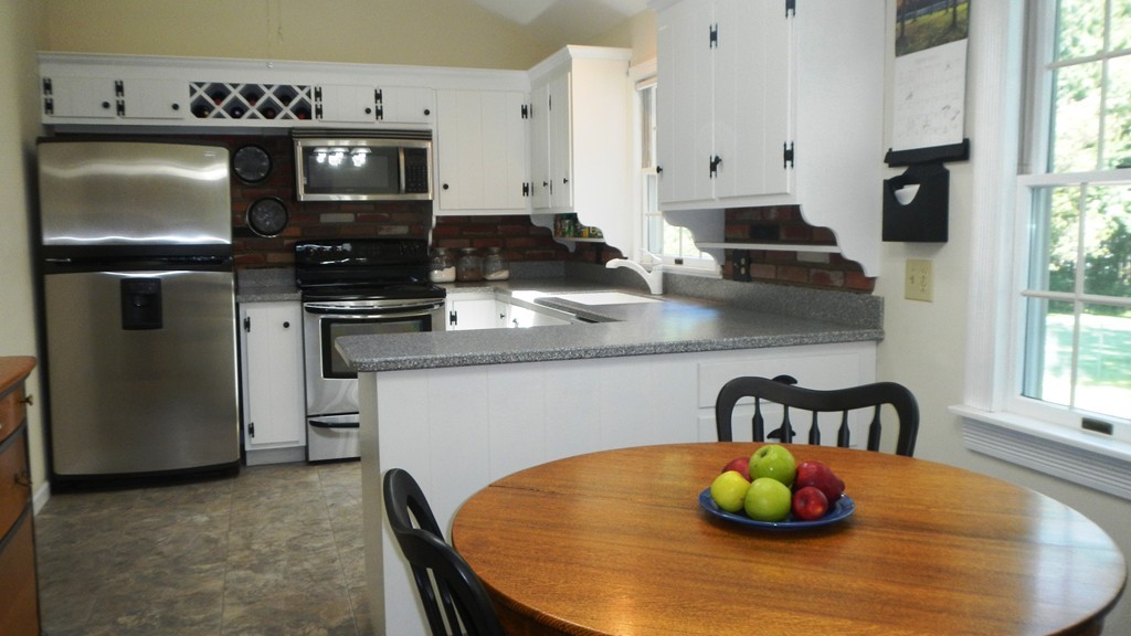 269 Kibbe Road East Longmeadow, MA 01028 - Photo 11 of 26 Gallery Image 11