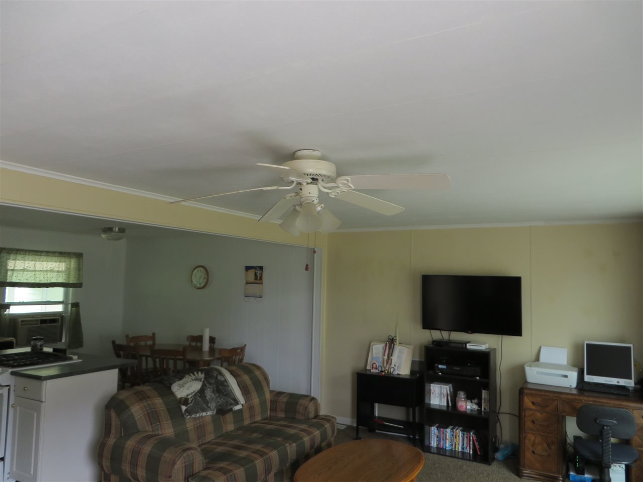 1776 Sawyer Road Traverse City, MI 49685 - Photo 10 of 24 1819187-9.JPG
